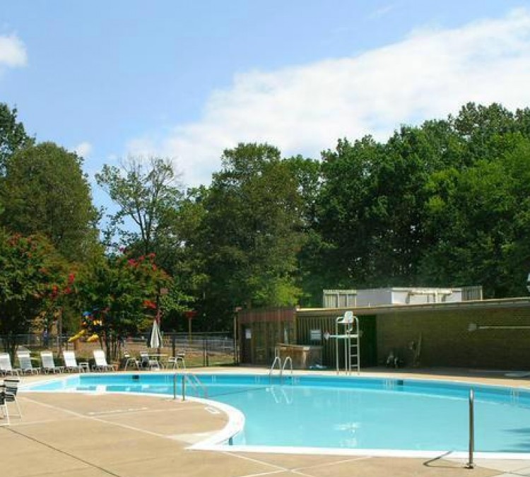 Chestnut Grove Pool (Reston,&nbspVA)